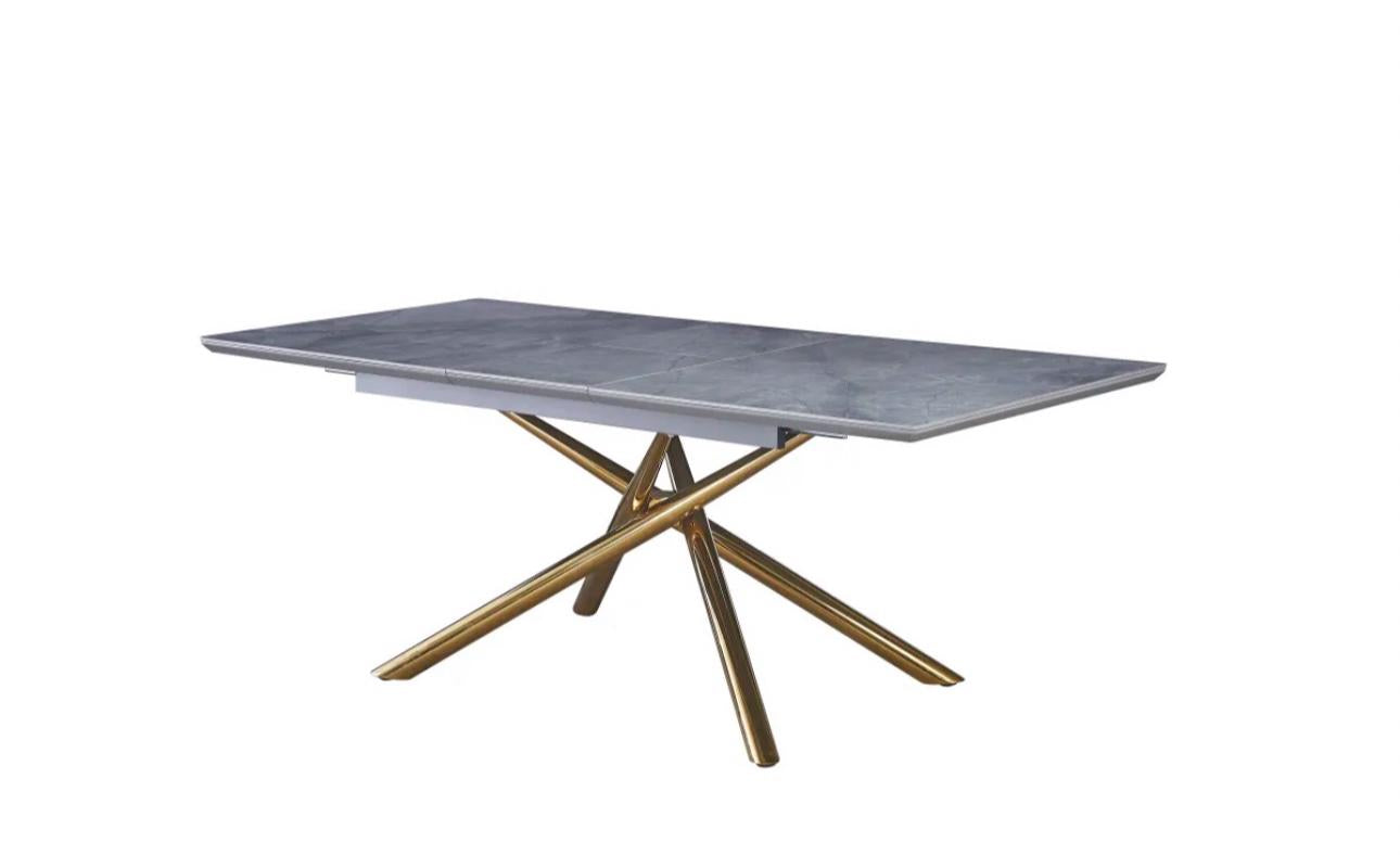 Table à manger saphir pied or ou argent plateau marbré gris en céramique extensible